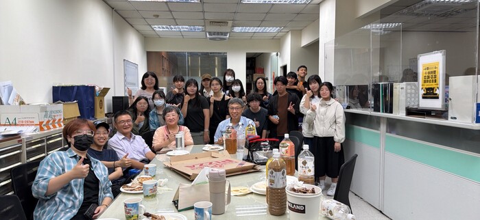1142「工讀生期末工作檢討暨餐會」圖片